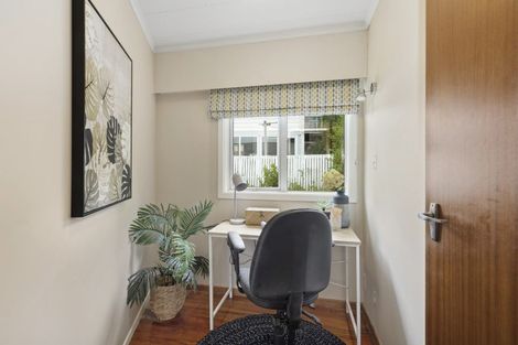 Photo of property in 51 Winston Street, Crofton Downs, Wellington, 6035