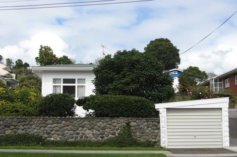 Photo of property in 106 Pendarves Street, New Plymouth, 4312