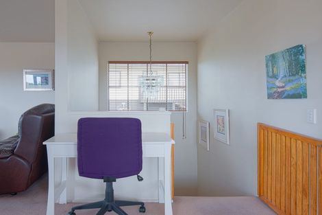 Photo of property in 2/310 Wairau Road, Glenfield, Auckland, 0629