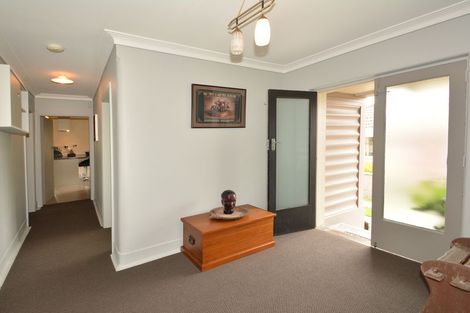 Photo of property in 18 Derwent Street, Helensburgh, Dunedin, 9010