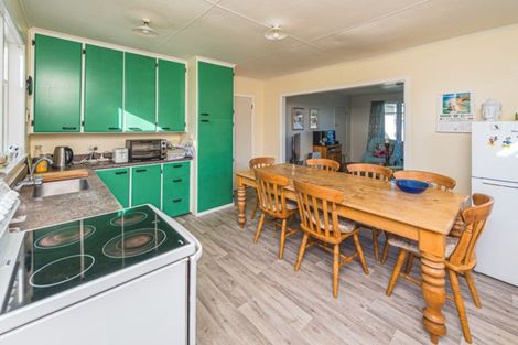 Photo of property in 188 Cornfoot Street, Castlecliff, Whanganui, 4501