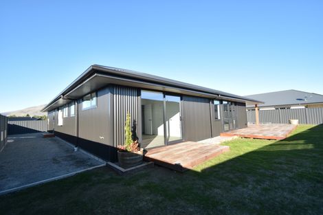 Photo of property in 9 Canal Place, Twizel, 7901