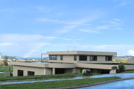 Photo of property in 35 The Ritz, Orewa, 0931