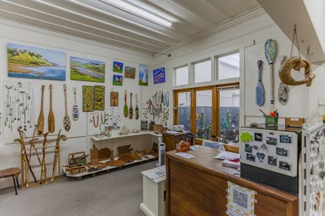 Photo of property in 185 Marine Parade, Napier South, Napier, 4110