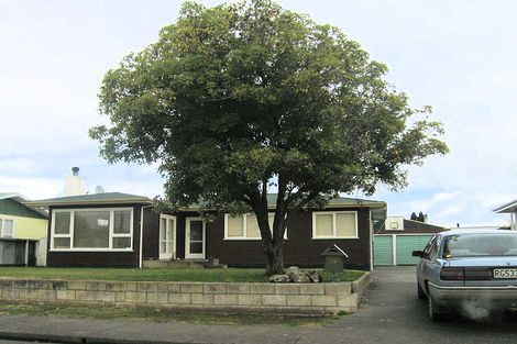 Photo of property in 79 Dover Road, Flaxmere, Hastings, 4120