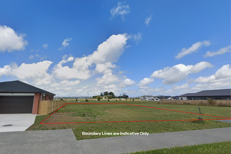 Photo of property in 25 Korowhiti Road, Clarks Beach, 2122