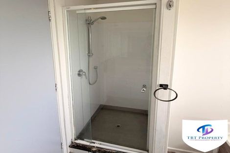 Photo of property in 8 Le Havre Place, Takanini, 2112