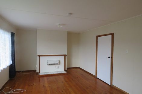 Photo of property in 34 Roberts Street, Tawa, Wellington, 5028