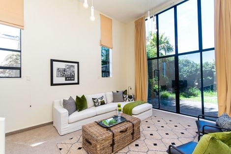 Photo of property in 6b Elizabeth Road, Bluff Hill, Napier, 4110