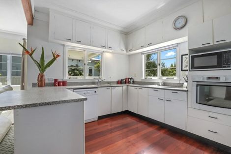 Photo of property in 84 Kenrick Street, Te Aroha, 3320