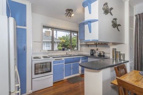 Photo of property in 32 Damien Place, Bromley, Christchurch, 8062