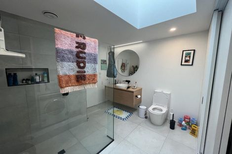 Photo of property in 13a Lorna Street, Lynmouth, New Plymouth, 4310