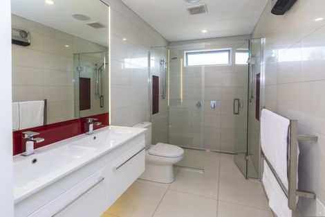 Photo of property in 2 Matisse Place, Burnside, Christchurch, 8053