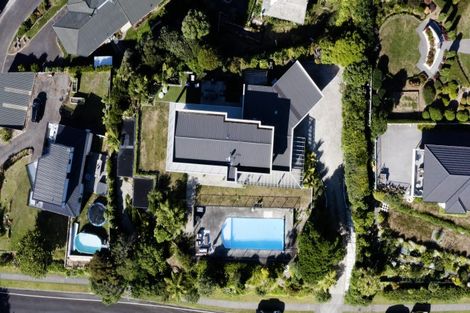 Photo of property in 33 Veale Road, Frankleigh Park, New Plymouth, 4371