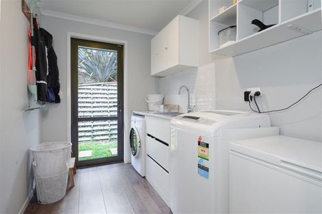 Photo of property in 163 Kimihia Road, Huntly, 3771