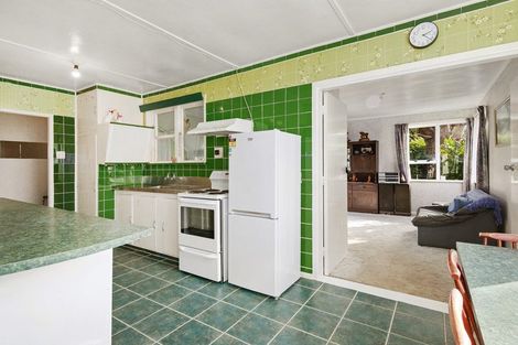 Photo of property in 100 Moorefield Road, Johnsonville, Wellington, 6037