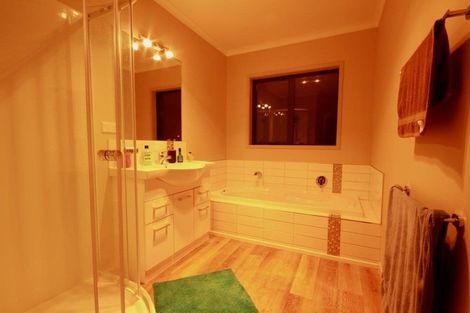 Photo of property in 64 Sunstone Crescent, Brown Owl, Upper Hutt, 5018