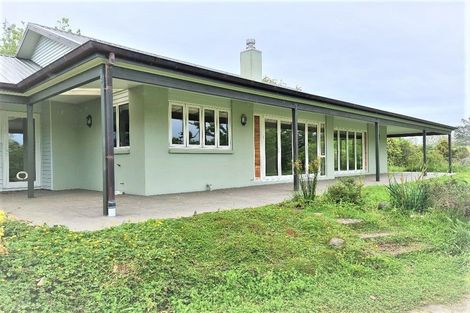 Photo of property in 60 Sidwell Road, Wainui, 0932