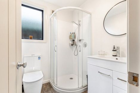 Photo of property in 5 View Ridge Drive, Ranui, Auckland, 0612