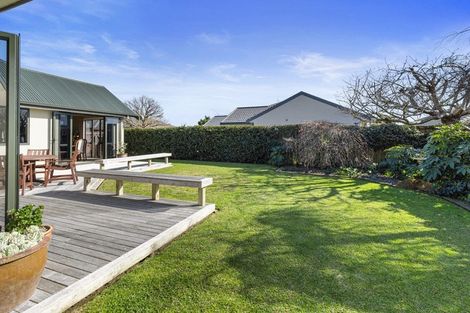 Photo of property in 40 Cranbrook Place, Rototuna North, Hamilton, 3210