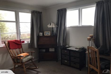 Photo of property in 45 Ararino Street, Trentham, Upper Hutt, 5018