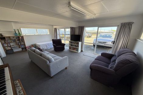 Photo of property in 6 Arundel Place, Springvale, Whanganui, 4501