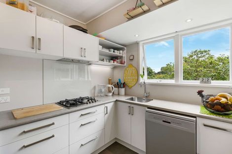 Photo of property in 22 Huia Street, Waiuku, 2123