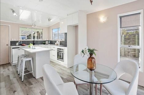 Photo of property in 81 Goodall Street, Hillsborough, Auckland, 1042