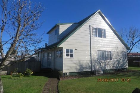 Photo of property in 101 Oakfield Crescent, Pukete, Hamilton, 3200