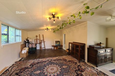 Photo of property in 30 Driving Creek Road, Coromandel, 3506