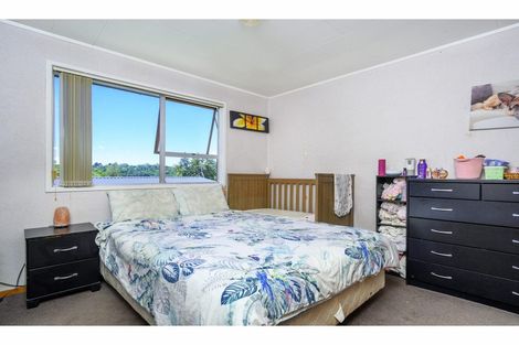 Photo of property in 26 Solar Road, Glen Eden, Auckland, 0602