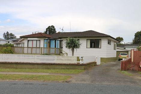 Photo of property in 13 Lyren Place, Half Moon Bay, Auckland, 2012
