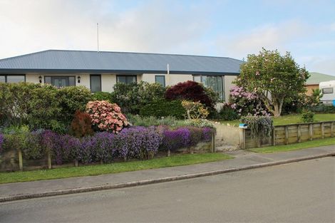 Photo of property in 11 Ellesmere Place, Oceanview, Timaru, 7910