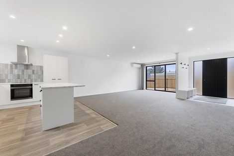 Photo of property in 30b Russell Road, Manurewa, Auckland, 2102