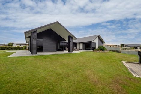 Photo of property in 13 Trent Place, Huntingdon, Ashburton, 7774