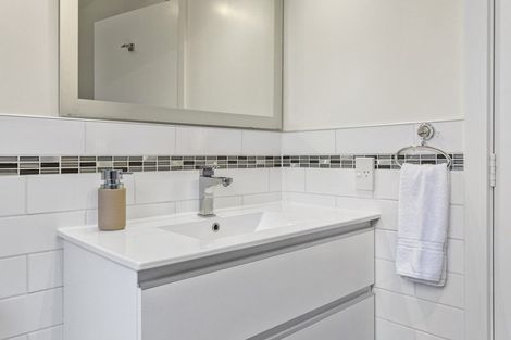 Photo of property in 1/15 Marriner Street, Sumner, Christchurch, 8081