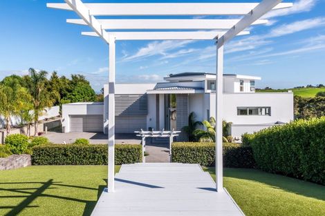 Photo of property in 824 Redoubt Road, Flat Bush, Auckland, 2019