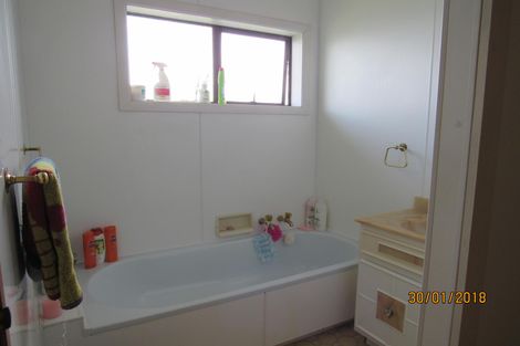 Photo of property in 41 Bone Road, Huntly, 3772