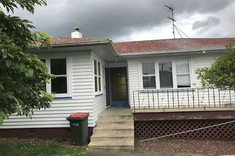 Photo of property in 16 Thompson Terrace, Manurewa, Auckland, 2102