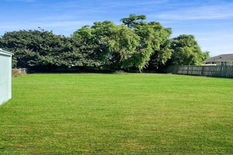 Photo of property in 16 Bell Street, Marton, 4710