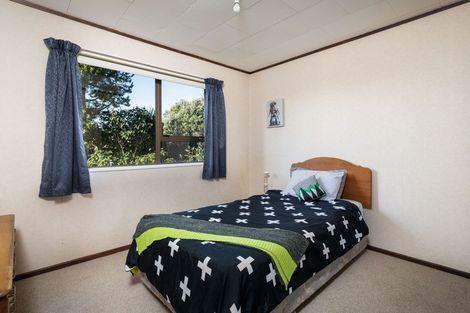 Photo of property in 20a John Guthrie Place, Merrilands, New Plymouth, 4312