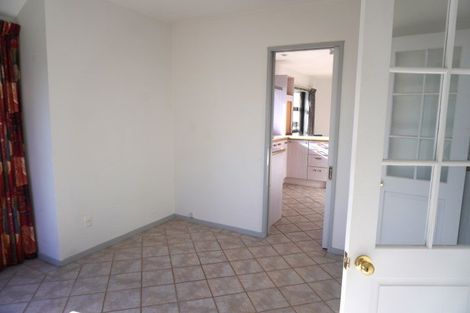 Photo of property in 33 Halladale Road, Papakowhai, Porirua, 5024