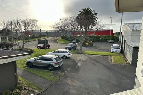 Photo of property in 4 Henwood Road, Mangere East, Auckland, 2024