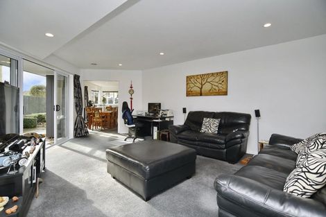 Photo of property in 23 Glencullen Drive, Casebrook, Christchurch, 8051