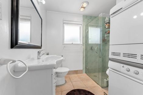 Photo of property in 1/14 Stanniland Street, Sunnyhills, Auckland, 2010