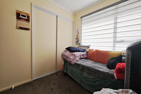 Photo of property in 36 Hewlett Road, Massey, Auckland, 0614