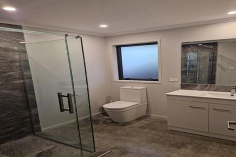 Photo of property in 12 Nukuroa Close, Waitara, 4320