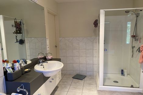 Photo of property in 139a Atkinson Road, Titirangi, Auckland, 0604