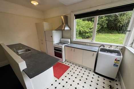 Photo of property in 2a Russell Terrace, Newtown, Wellington, 6021