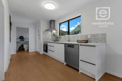 Photo of property in 73 Moore Street, Hillcrest, Auckland, 0627